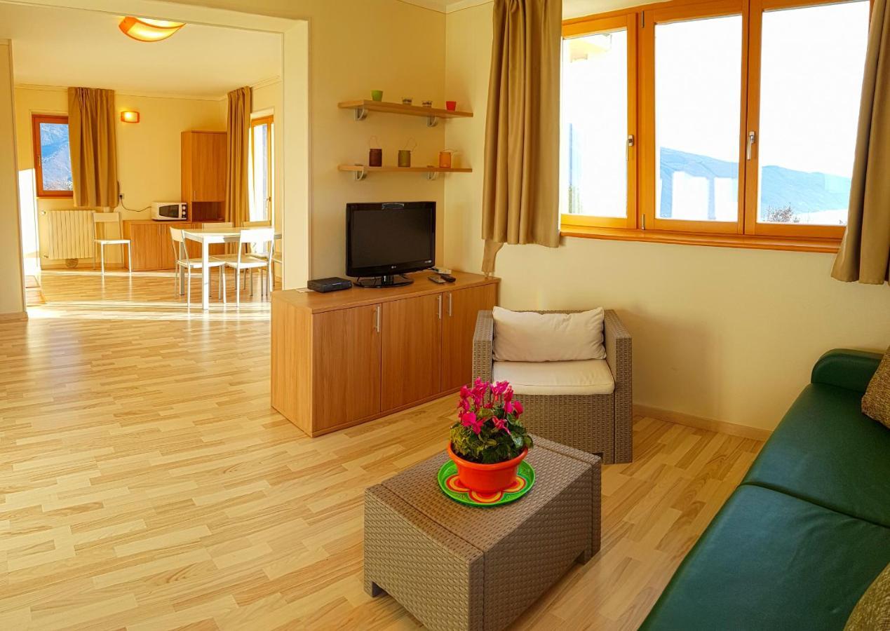 Teresa Campi Apartments Lake View By Gardadomusmea Tremosine Esterno foto